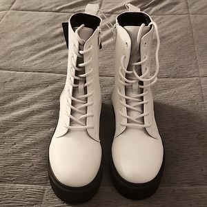 Forever 21 white boots NWT